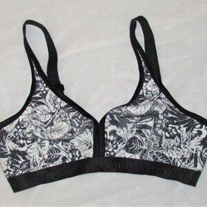 Cacique Bra Unlined No Wires. 40D